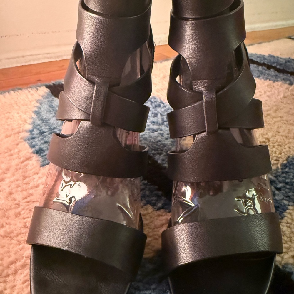 Steve Madden Black Strappy Women's Sandals